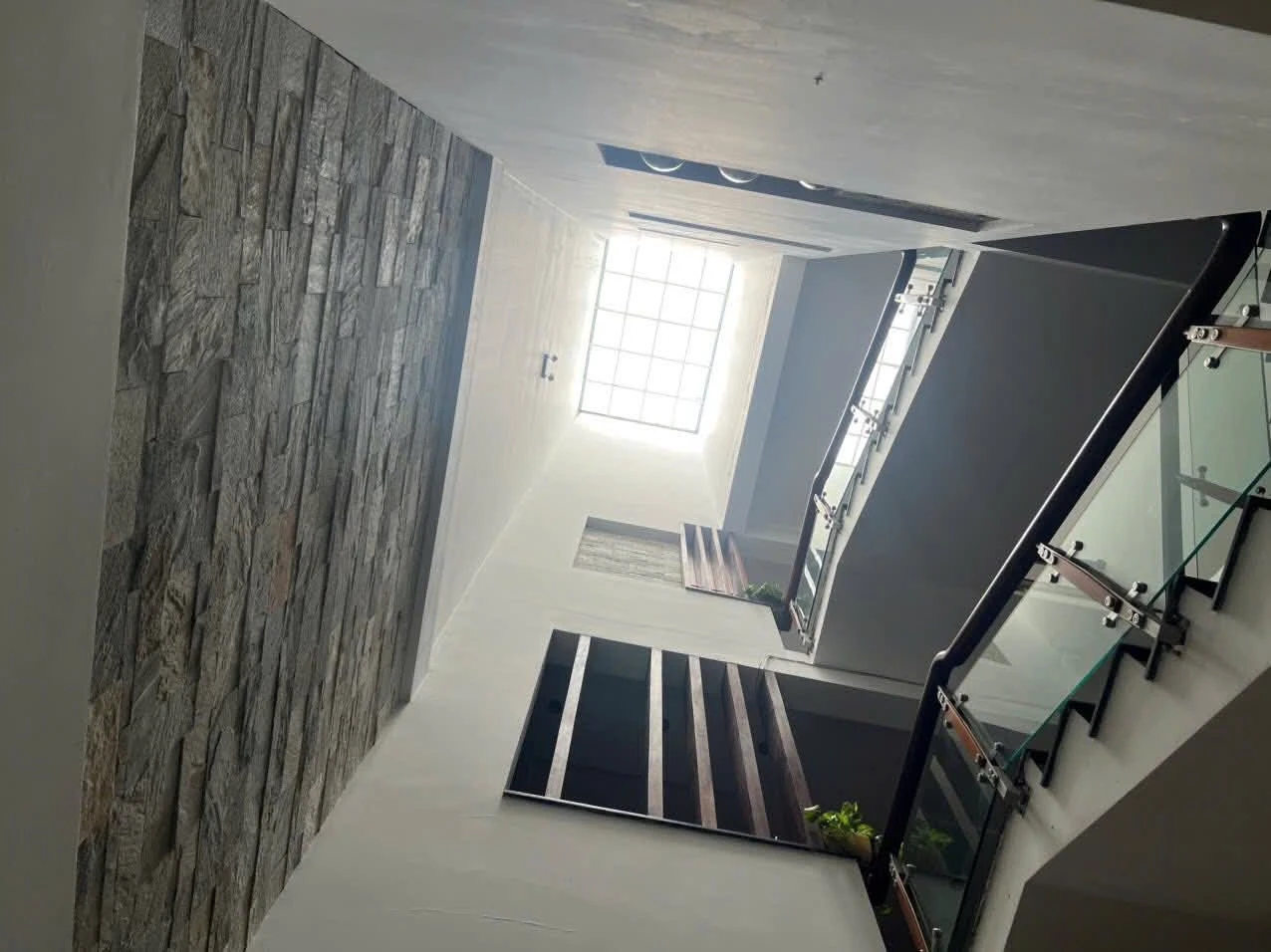 Bán nhà mặt tiền tại Sư Đoàn Ba Sao Vàng, Phường Quy Nhơn Đông, Gia Lai giá 7 tỷ  500 triệu