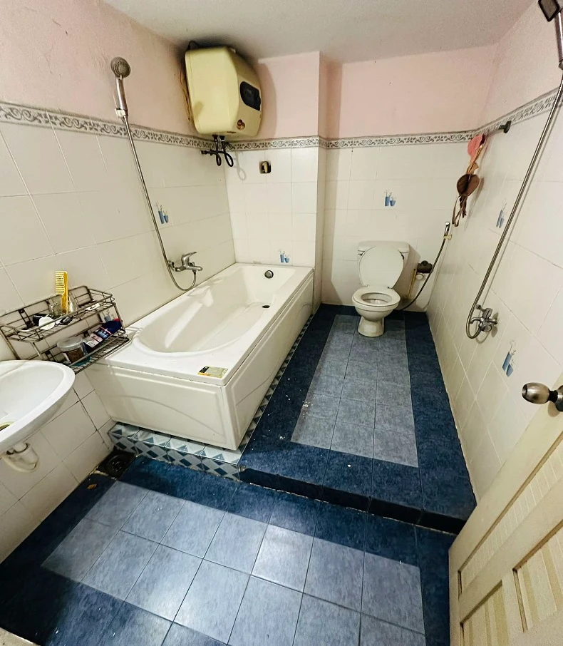 Bán nhà đường Trương Công Định, P14, Tân Bình, 100m2, 3 tầng, 9.x tỷ