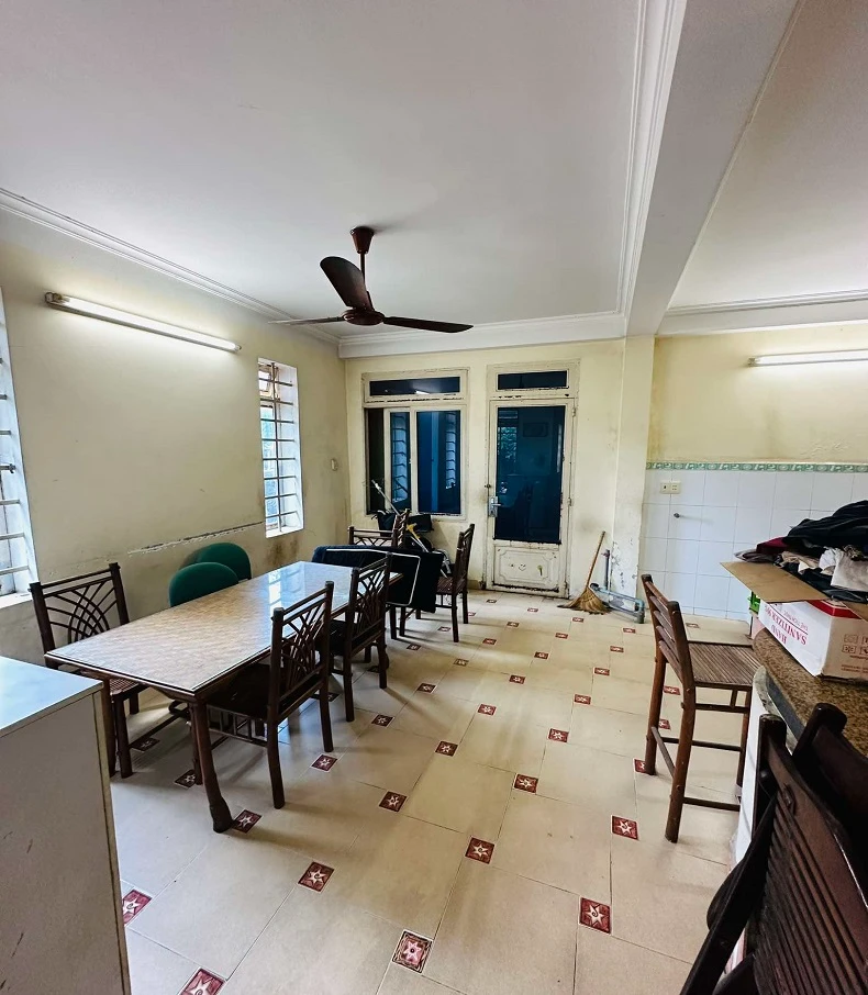 Bán nhà đường Trương Công Định, P14, Tân Bình, 100m2, 3 tầng, 9.x tỷ