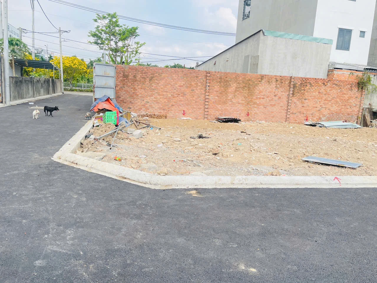 Bán lô góc 2 mặt tiền khu biệt thư view kênh đẹp và cực kỳ mát mẻ giá rẻ nhất khu vực  Q12 4 tỷ 350
