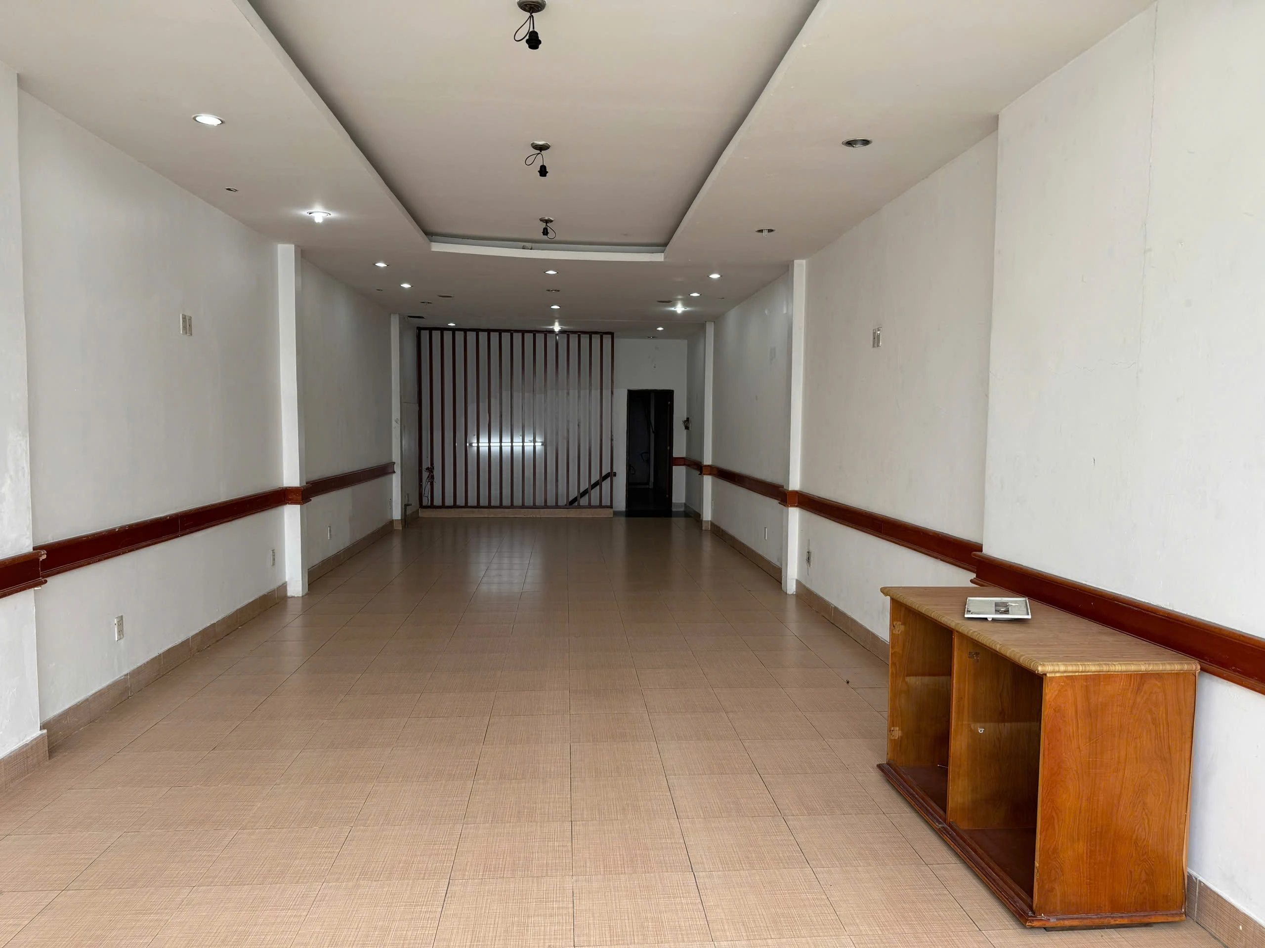Bán nhà mặt tiền 35 Cộng Hoà, Phường Bảy Hiền, Tp Hồ Chí Minh giá 35 tỷ