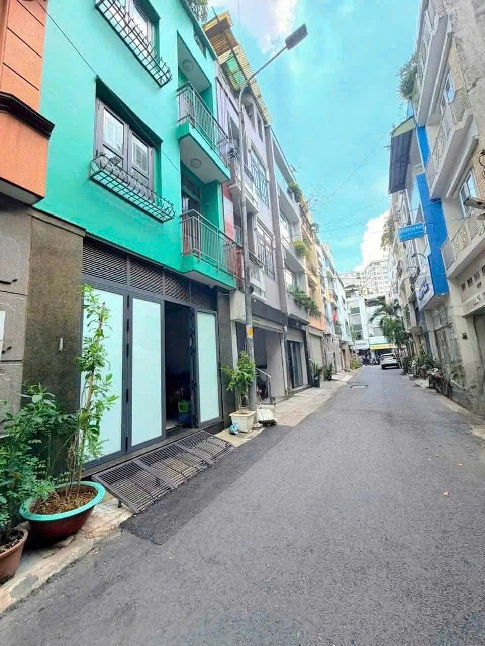 Bán nhà mặt tiền 133 Hoa Lan, Phường Cầu Kiệu, Tp Hồ Chí Minh giá 15 tỷ  700 triệu