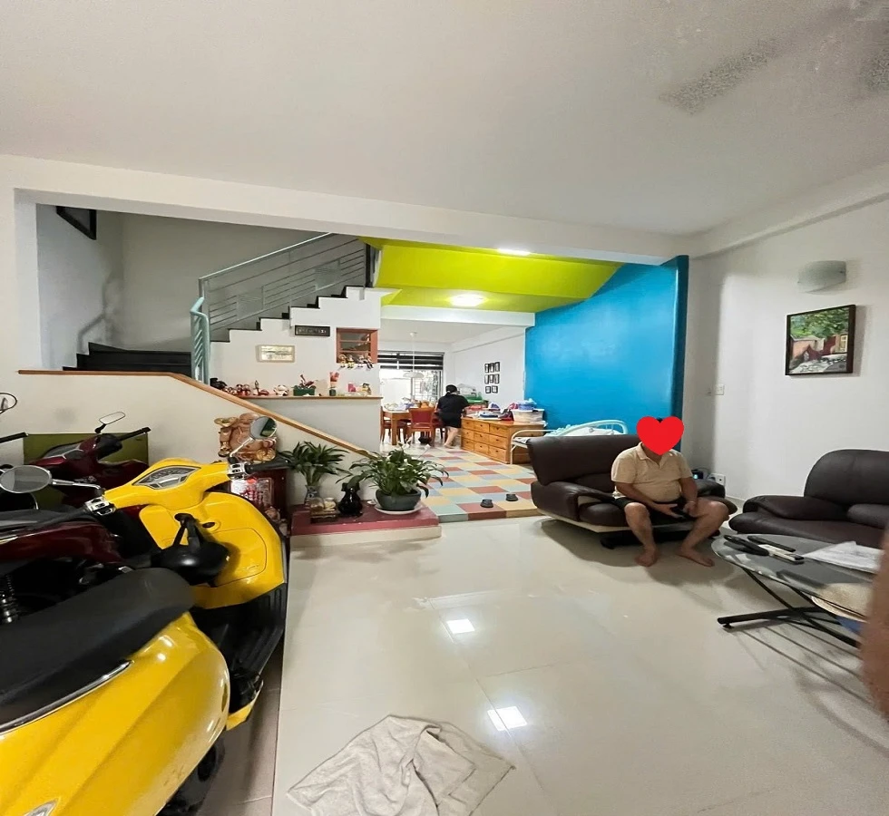 Bán nhà hạ chào 2 tỷ, 2 mặt HXH Bùi Đình Tuý, P. Bình Thạnh, TPHCM, 110m2, 4 tầng. gía rẻ