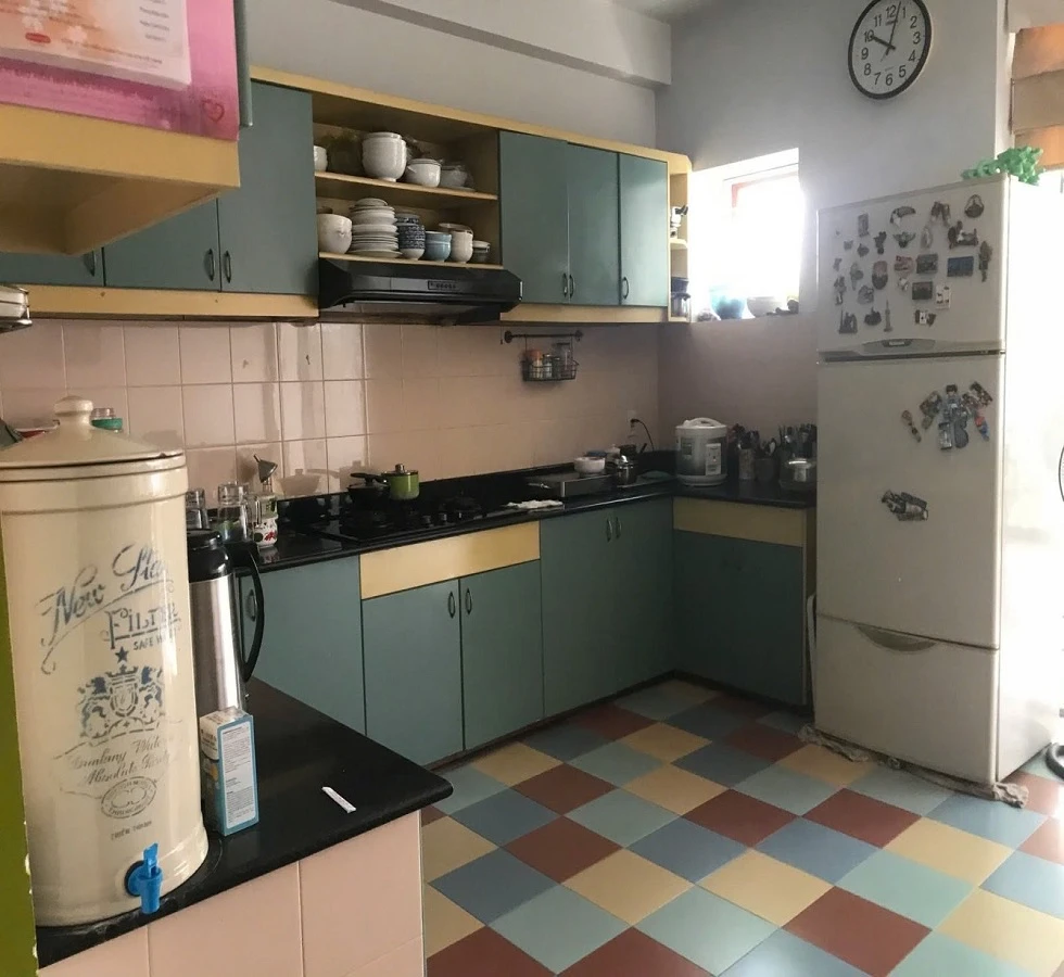 Bán nhà hạ chào 2 tỷ, 2 mặt HXH Bùi Đình Tuý, P. Bình Thạnh, TPHCM, 110m2, 4 tầng. gía rẻ