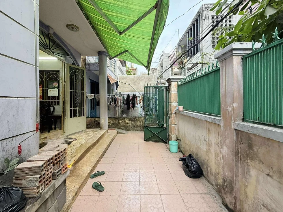 Bán nhà hạ1.9 tỷ, Cô Bắc, P.Cầu Kiệu,TP HCM,145m2. 3 tầng, ngang 8,9m, nở hậu, nhỉnh 13 tỷ