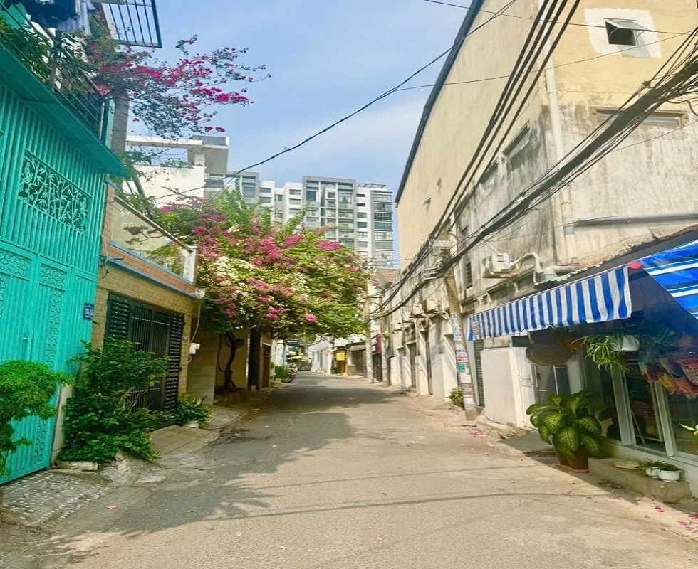 Bán nhà HXH Hương Lộ 3, P. Bình Hưng Hoà, Tp HCM, 71m2, 3 tầng, mới toanh