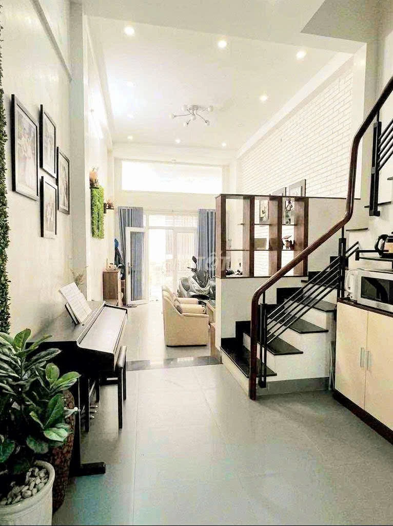 Bán nhà 766/16/23/2 Cách Mạng Tháng Tám, Phường Tân Sơn Nhất, Tp Hồ Chí Minh giá 11 tỷ  900 triệu