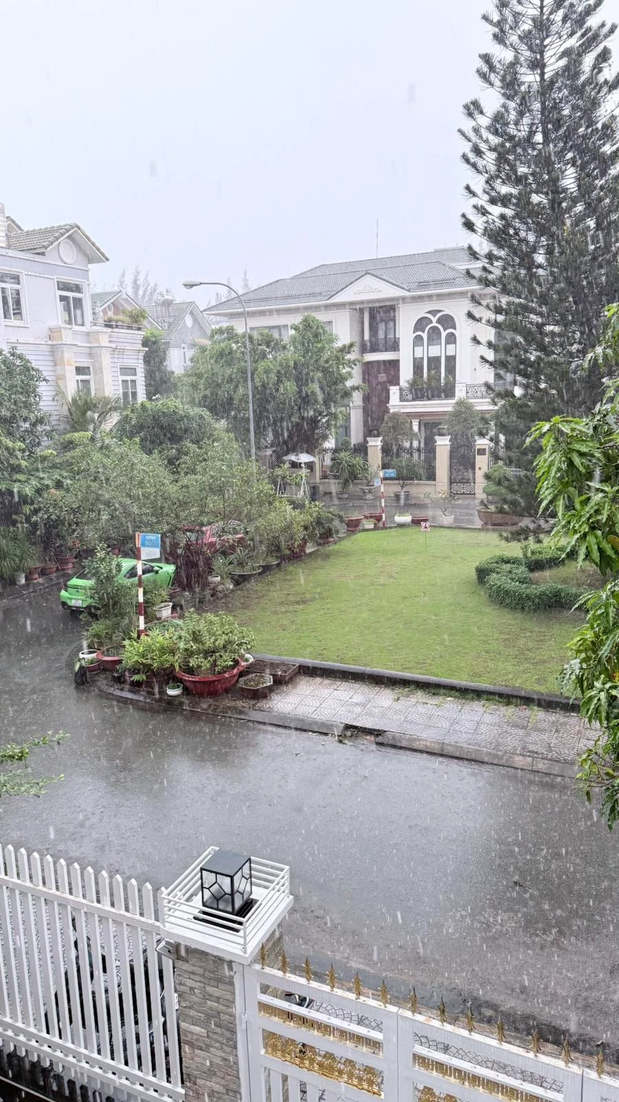 cho thuê dài hạn biệt thự tại khu compound Sadeco Sông Ông Lớn giá 60 tỷ