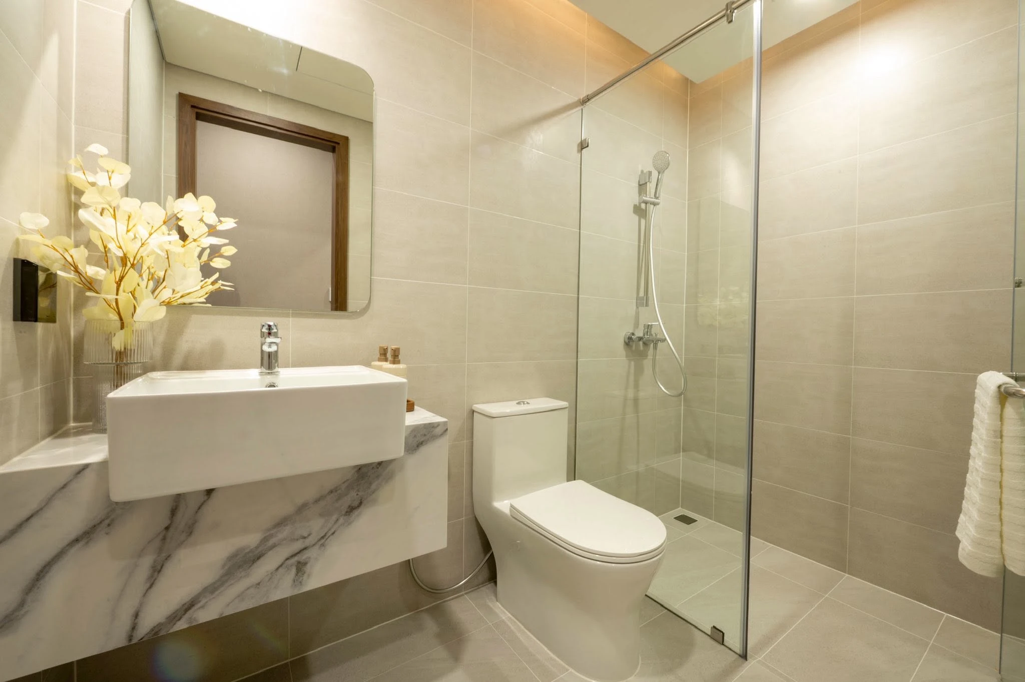Bán căn hộ 3pn, tặng ck 4%, dt: 82m2 giá từ 3,9 tỷ - Happy One Mori