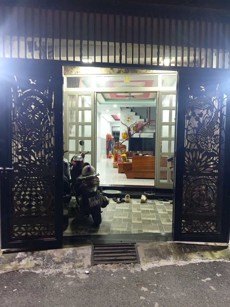 CHÍNH CHỦ CẦN BÁN GẤP.MẶT TIỀN BÌNH PHÚ.SỔ HỒNG RIÊNG