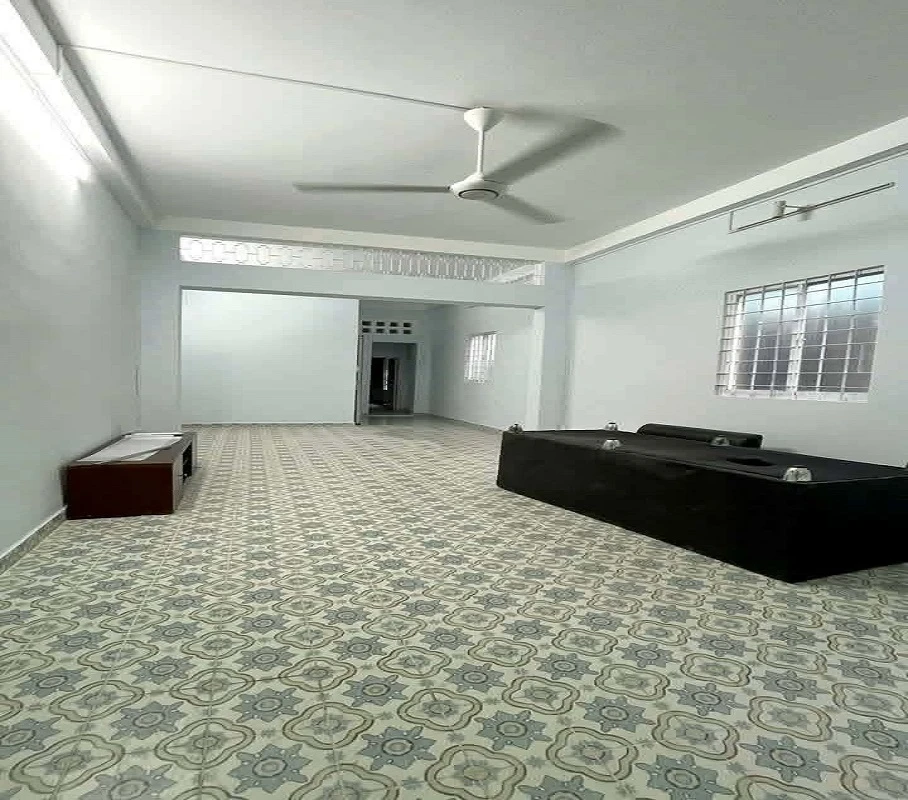 Bán nhà đường Cách Mạng Tháng 8, P, Hoà Hưng TP HCM, 64m2, 2 tầng. giá tốt