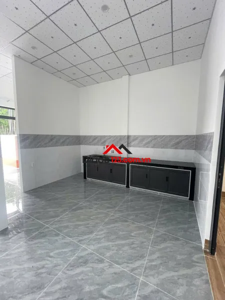 Bán gấp nhà mới xây 300m2 full thổ cư kcn phước đông