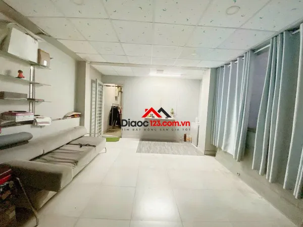 Bán nhà hxh gò dầu, tân quý, tân phú, 90m2, 4 tầng, chỉ sau căn mặt tiền