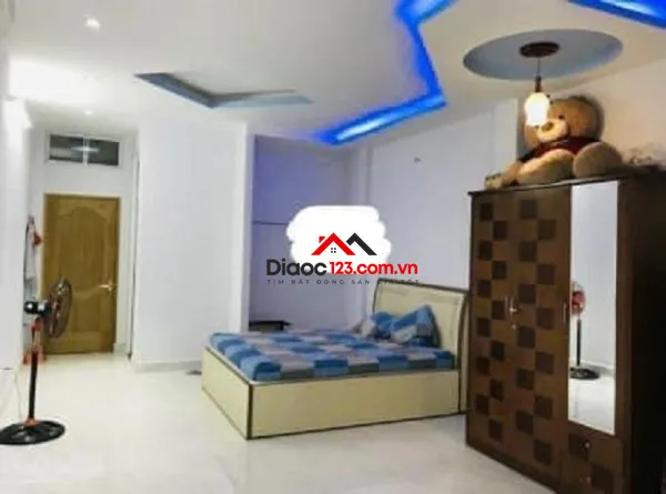 Bán nhà mặt tiền kinh doanh nguyễn thái bình, p4, tân bình, 72m2, 3 tầng. 6 phòng ngủ