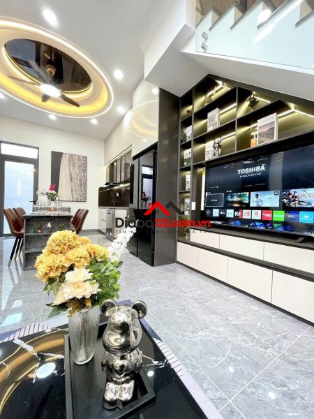 Bán nhà 1 trệt 2 lầu sân thượng gần tu viện khánh an an phú đông