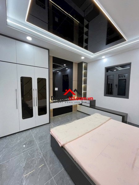 Bán nhà 1 trệt 2 lầu sân thượng gần tu viện khánh an an phú đông