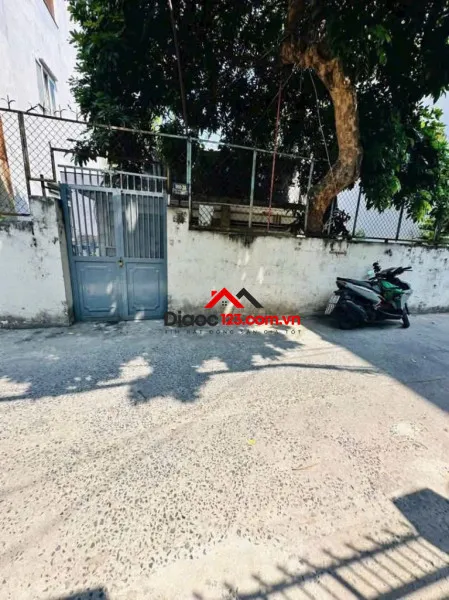 Bán nhà 300/28 - 28a phường hạnh thông, tp hồ chí minh giá 18 tỷ  500 triệu