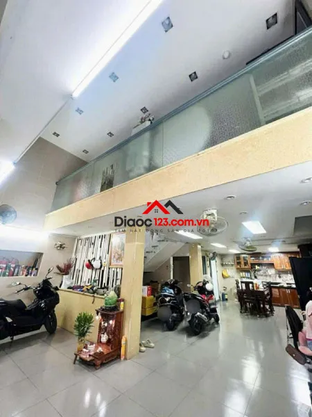 Bán nhà 3c thích quảng đức, phường đức nhuận, tp hồ chí minh giá 23 tỷ