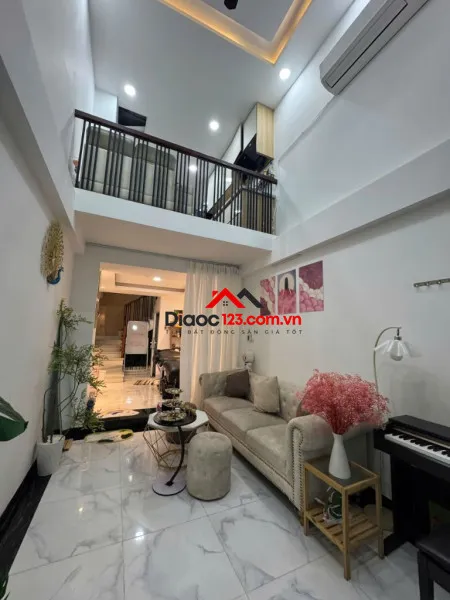 Bán nhà mặt tiền 68 cô giang, phường cầu kiệu, tp hồ chí minh giá 8 tỷ  900 triệu