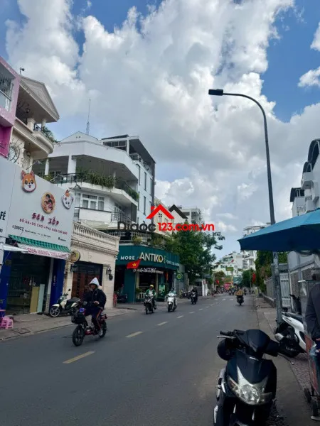 22 tỷ! bán mặt tiền có thang máy nguyễn văn đậu bình thạnh - 4,4x18m - 6 tầng