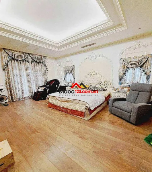 Bán biệt thự đảng cấp, hẻm 8m, đường bành văn trân, p7, tân bình cũ, 350m², 5 tầng, thang máy, ngan