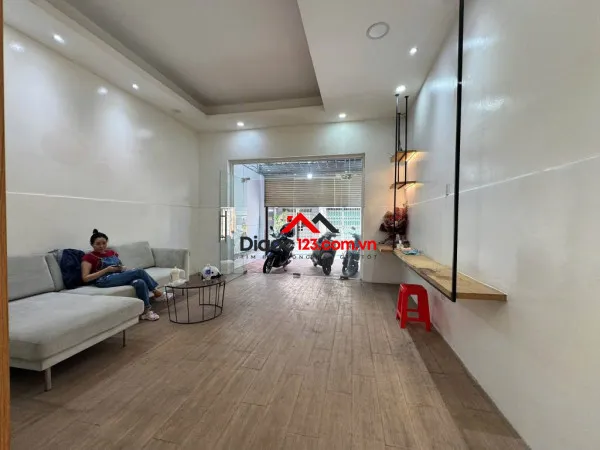 23 tỷ! bán mặt tiền nguyễn đình chính, phú nhuận – 101,8m² (4.8x22m), tiện xây mới