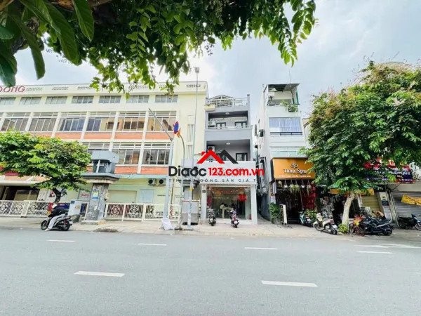 Bán nhà mặt tiền 574 nguyễn đình chiểu, phường bàn cờ, tp hồ chí minh giá 30 tỷ
