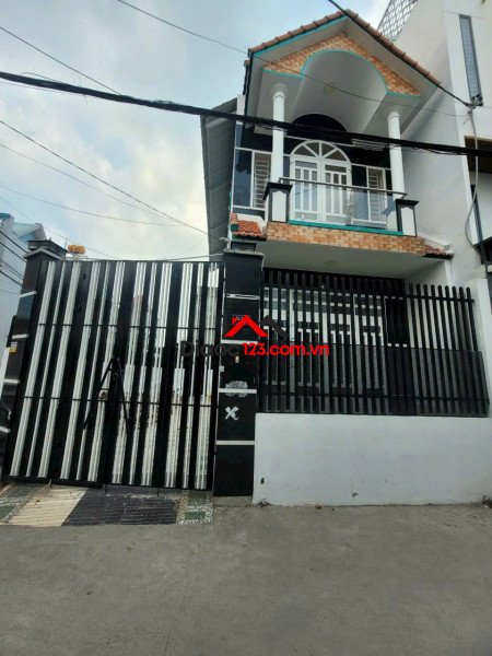 🔥 Nhà Góc 2 MT Thạnh Xuân 33, Q12 – 104,3m² – Xe Hơi – Giá Chỉ 6,6 Tỷ