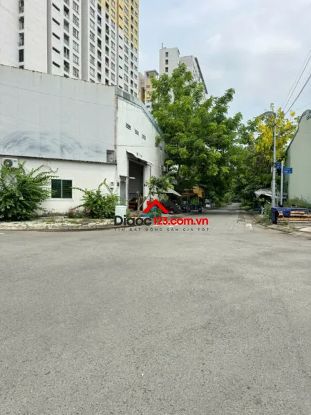 Bán đất nền xuất nhập khẩu tổng hợp 2 giá mềm nhất năm 202