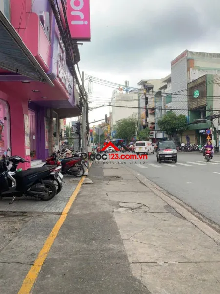 Bán nhà mặt tiền 166b nguyễn gia trí, phường thạnh mỹ tây, tp hồ chí minh giá 30 tỷ