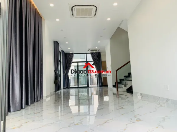 Cho thuê biệt thự song lập 8x20 khu đô thị đông tăng long quận 9 củ nhà đã hoàn thiện giá 16,5tr/th