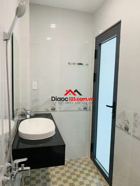 Cho thuê biệt thự song lập 8x20 khu đô thị đông tăng long quận 9 củ nhà đã hoàn thiện giá 16,5tr/th