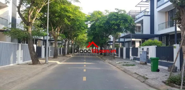 Cần bán nhanh căn biệt thự song lập 8x20 khu đô thị đông tăng long quận 9 với giá cắt lỗ chỉ 10,5ty