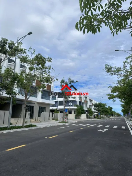 Bán biệt thự, liền kề tại hoàng quốc việt, phường an cựu, huế giá thỏa thuận