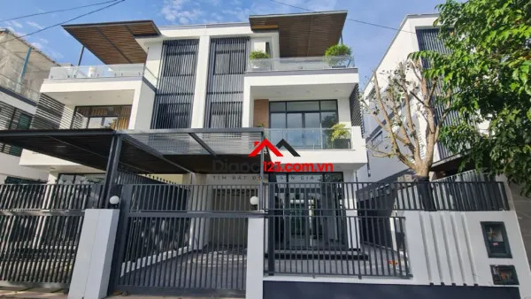 Cho thuê biệt thự 8x20 khu đô thị đông tăng long quận 9 củ giá 14tr/th nhà đã hoàn thiện