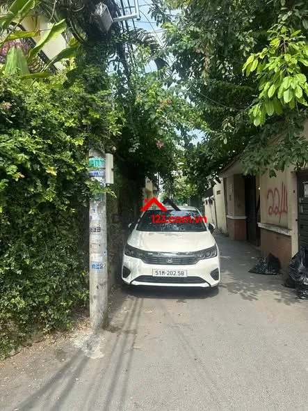 Bán villa 3 tầng đường số 61 thảo điền q2: 8x12m nở hậu, hẻm xe hơi, 16.5 tỷ tl