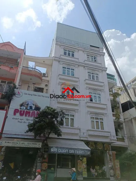 Bán tòa nhà khách sạn vũ huy tấn bình thạnh: 8x22m, 6 tầng 30 phòng thang máy, 52 tỷ