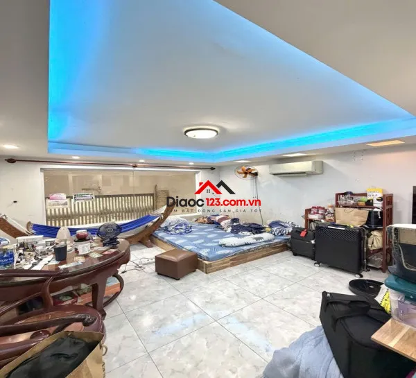 Bán nhà mặt tiền kinh doanh đường t6, tây thạnh, tphcm, 60m2, 5 tầng.