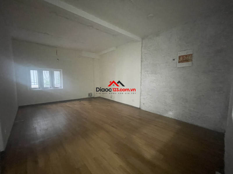 Bán nhà HXH 90D Đường Thạch Thị Thanh, Phường Tân Định, Quận 1, TP HCM