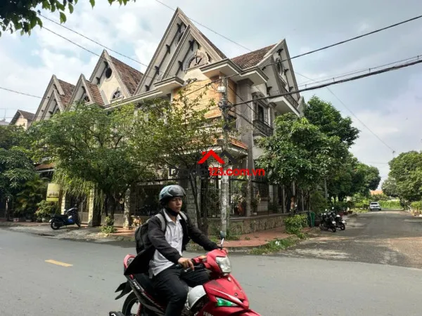 Bán biệt thự 537/22 nguyễn oanh, phường gò vấp, tp hồ chí minh giá 50 tỷ.