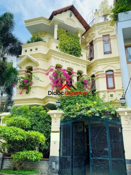 Bán biệt thự khu sang trọng nguyễn trọng tuyển phú nhuận: 7.4x25m, 4 tầng, chốt 45 tỷ