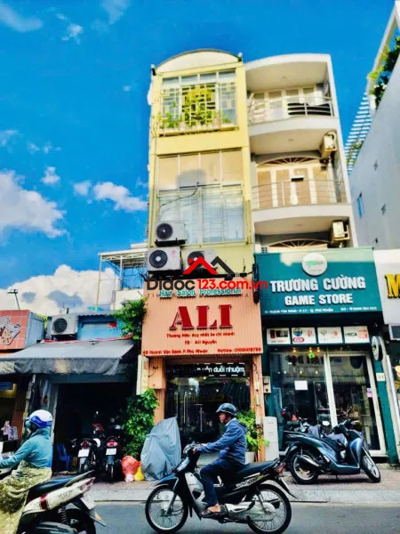 Bán nhà mặt tiền 49 huỳnh văn bánh, phường phú nhuận, tp hồ chí minh giá 10 tỷ.