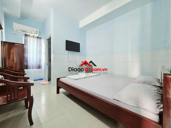 Bán khách sạn 20 phòng khu gia định nơ trang long p7 bình thạnh: trệt lửng 4 tầng, 45 tỷ