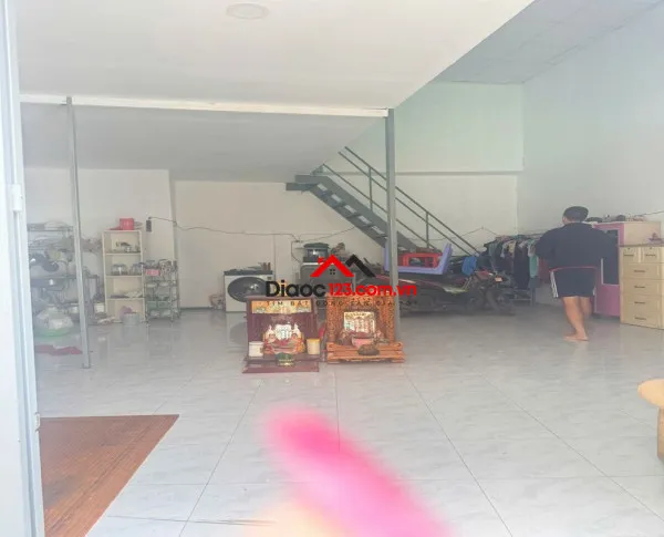 Bán nhà hxh đỗ của đường bờ sông, tân tạo a, bình tân cũ, 72m2, 2 tầng, ngang 7m, giá rẻ