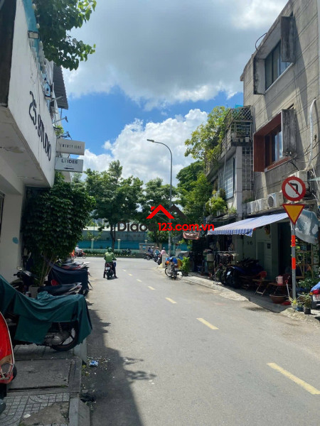 Bán nhà dtsd 400m2 mặt tiền thạch thị thanh quận 1 phù hợp căn hộ dịch vụ, văn phòng, kinh doanh