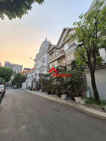 Bán biệt thự 3e/16 phổ quang, phường tân sơn hòa, tp hồ chí minh giá 85 tỷ
