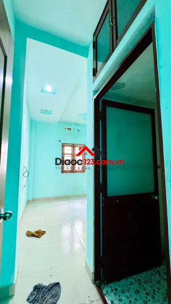 Cho thuê nhà hẻm 373 lý thường kiệt, 3,5x17m, 2 lầu, giá 17 triệu tl