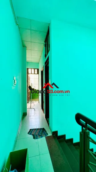 Cho thuê nhà hẻm 373 lý thường kiệt, 3,5x17m, 2 lầu, giá 17 triệu tl