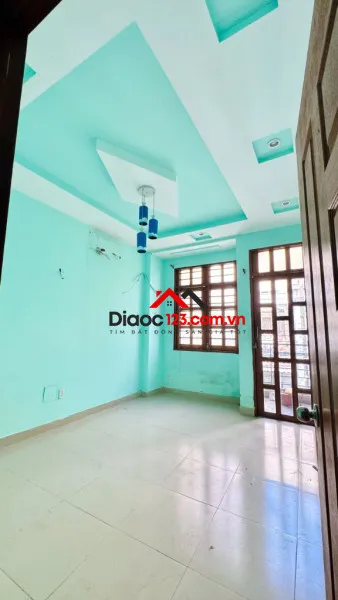 Cho thuê nhà hẻm 373 lý thường kiệt, 3,5x17m, 2 lầu, giá 17 triệu tl