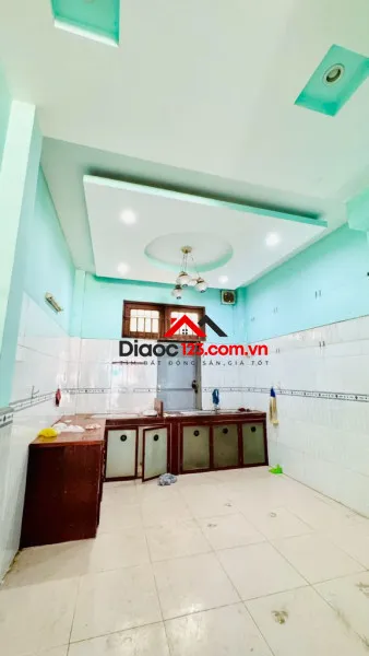 Cho thuê nhà hẻm 373 lý thường kiệt, 3,5x17m, 2 lầu, giá 17 triệu tl